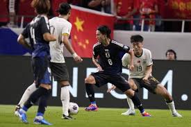 首回合以2