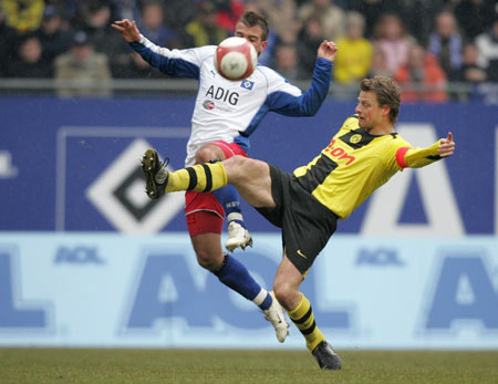 更是对他职 更是对他职